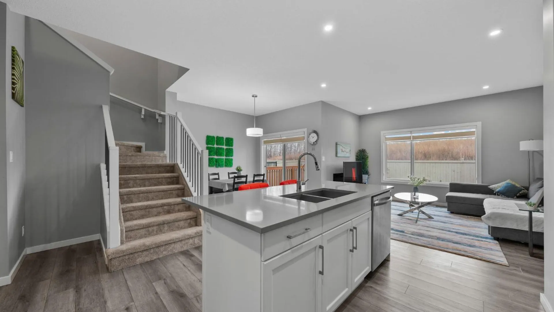 Cozy Homes Edmonton Canada